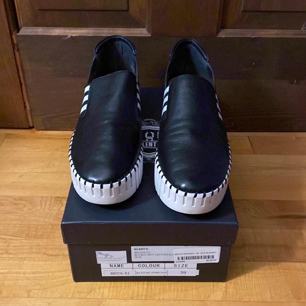 Worn once! Silent D Becca DJ black leather white sneakers 39